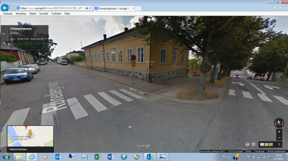 Kuvakaappaus Googlen katukamerasta. Kuvassa Runebergien kotitalo Porvoossa, silloisen Kirkkokadun (nykyisen Runeberginkadun) ja Aleksanterinkadun kulmassa.